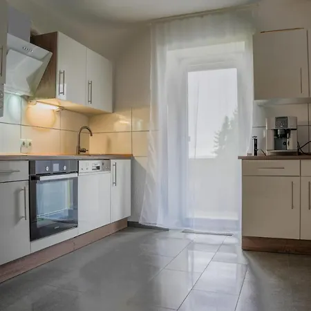 Anna Apartment *