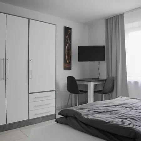 Anna Apartment *